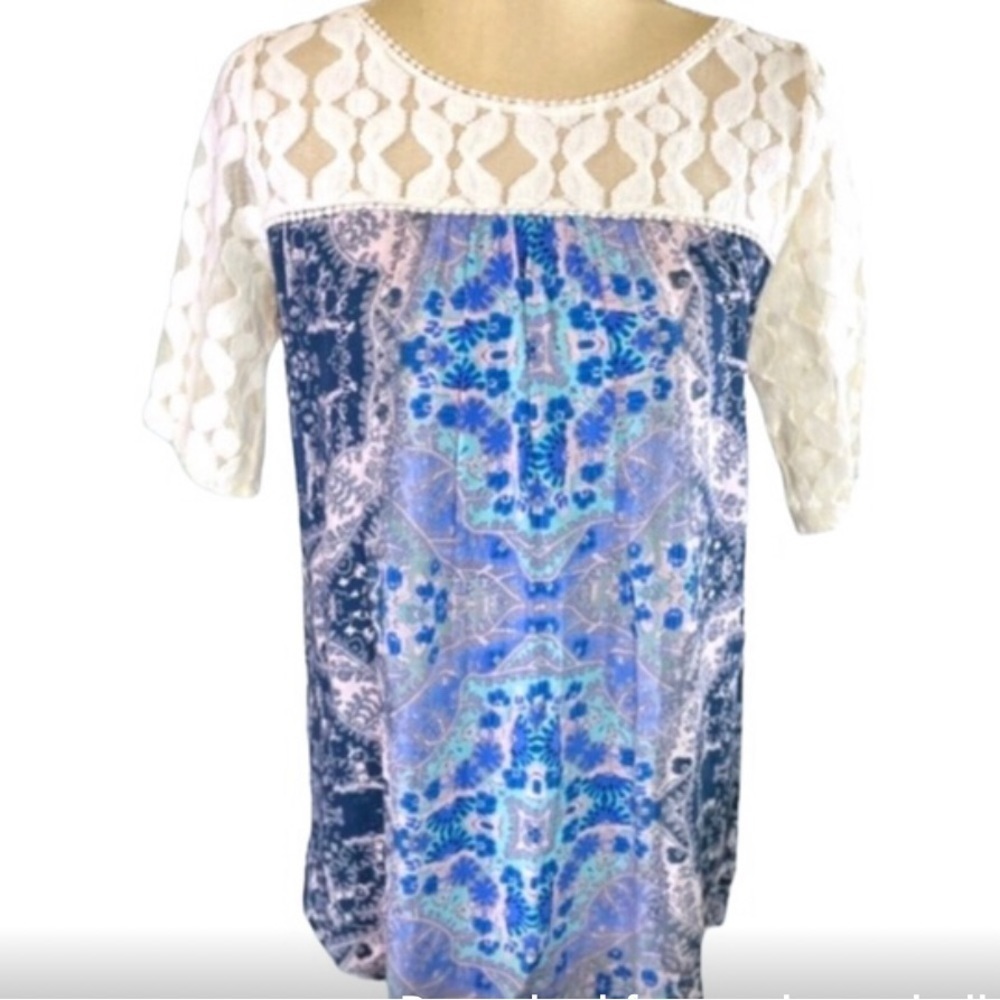 Anthropologie Lace Top Blouse Blue Cream Floral Short Sleeve Women’s Medium EUC